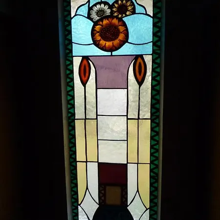 Painter's By Zoo And Congress Center *