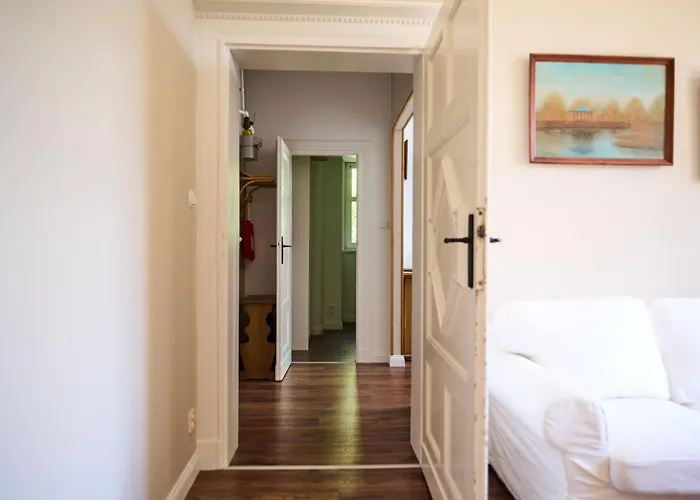 Painter's By Zoo And Congress Center Apartment