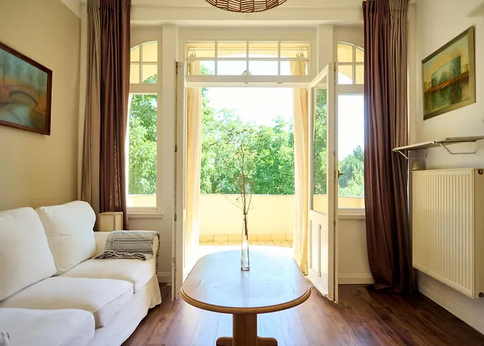 Painter's By Zoo And Congress Center Wroclaw